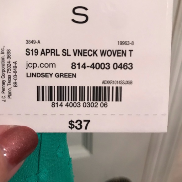 Women’s Sleeveless Top - Picture 4 of 6